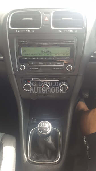 radio cd za Volkswagen Golf 6