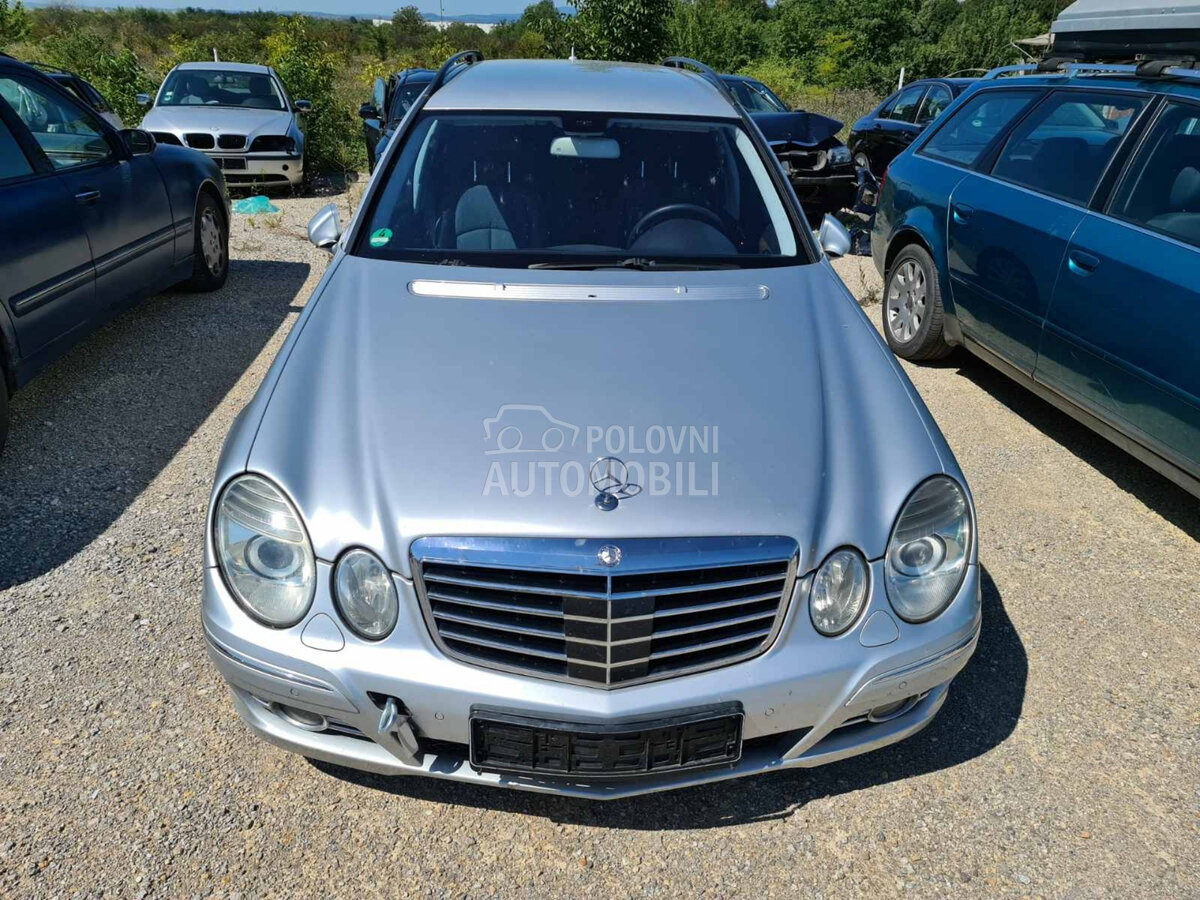 Mercedes Benz E 280 4matic -  kompletan auto u delovima