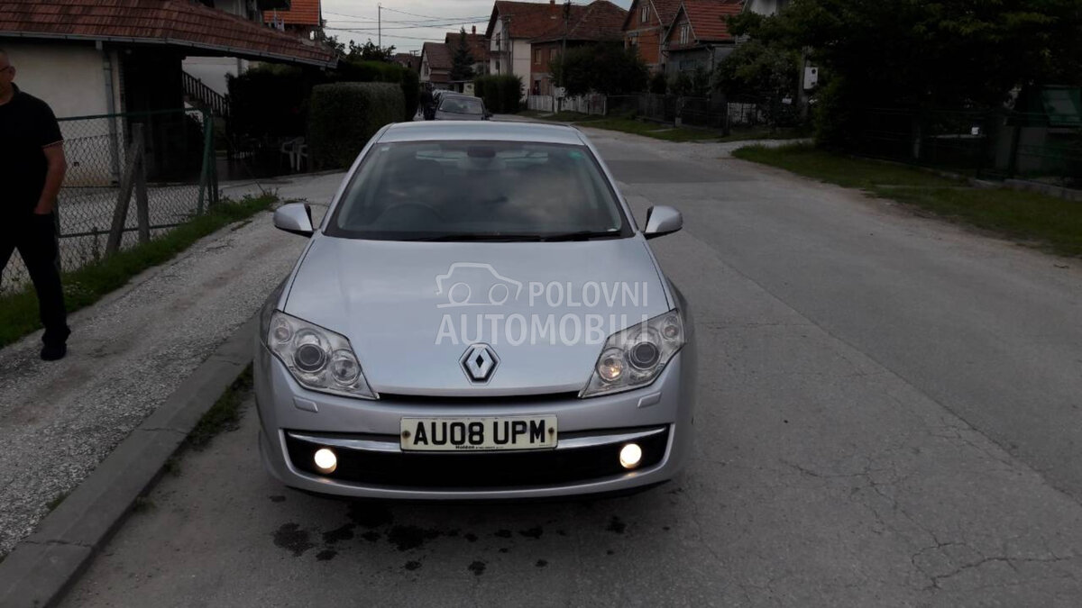 far levi za Renault Laguna