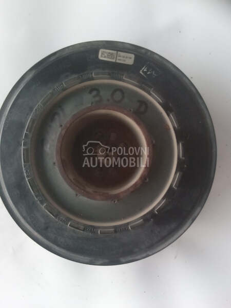 remenica radilica 3,0D za Volkswagen Touareg od 2005. do 2009. god.