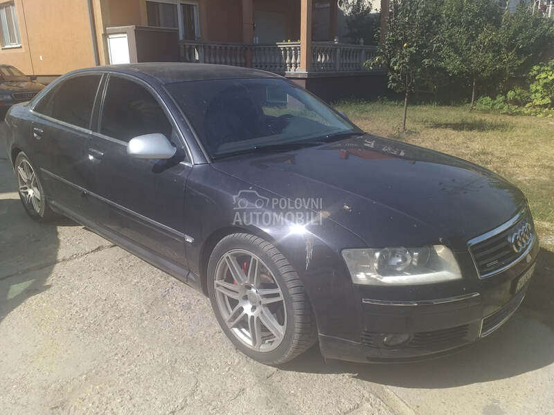 Audi A8 2004. god. -  kompletan auto u delovima