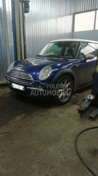 MINI Cooper 2001. god. -  kompletan auto u delovima