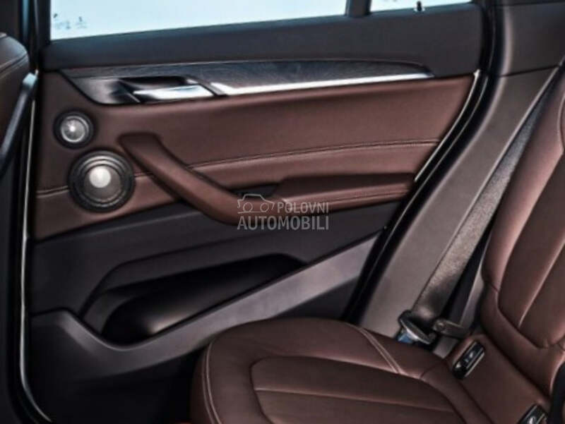 Tapacir vrata za BMW X1 od 2015. do 2020. god.