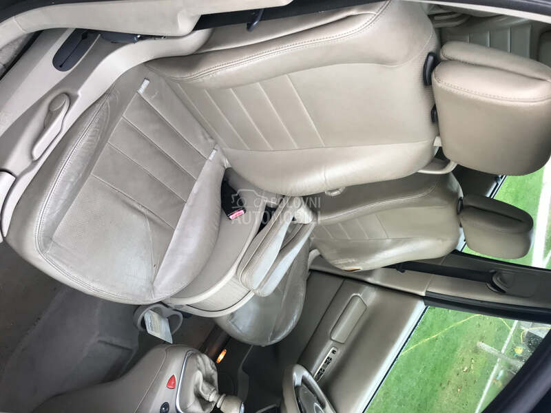sedista za Renault Scenic