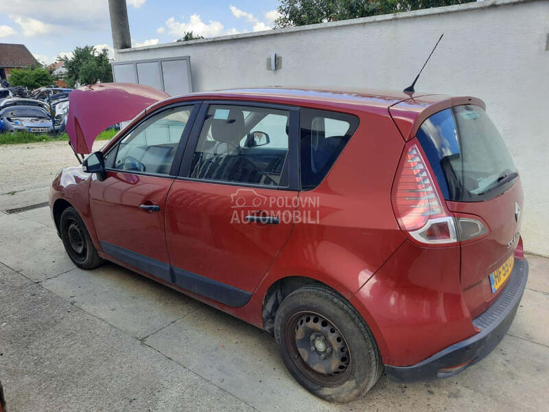 prag za Renault Scenic