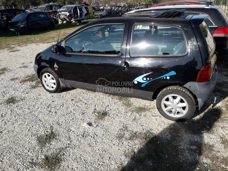 polustranica za Renault Twingo
