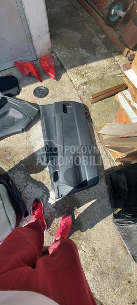 Tapacir vrata za Peugeot 207