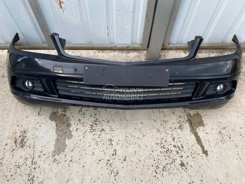 Prednji branik za Mercedes Benz C Klasa od 2007. do 2011. god.