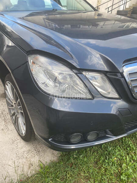 KOMPLETAN AUTO - DELOVI W 212 za Mercedes Benz E Klasa od 2009. do 2013. god.