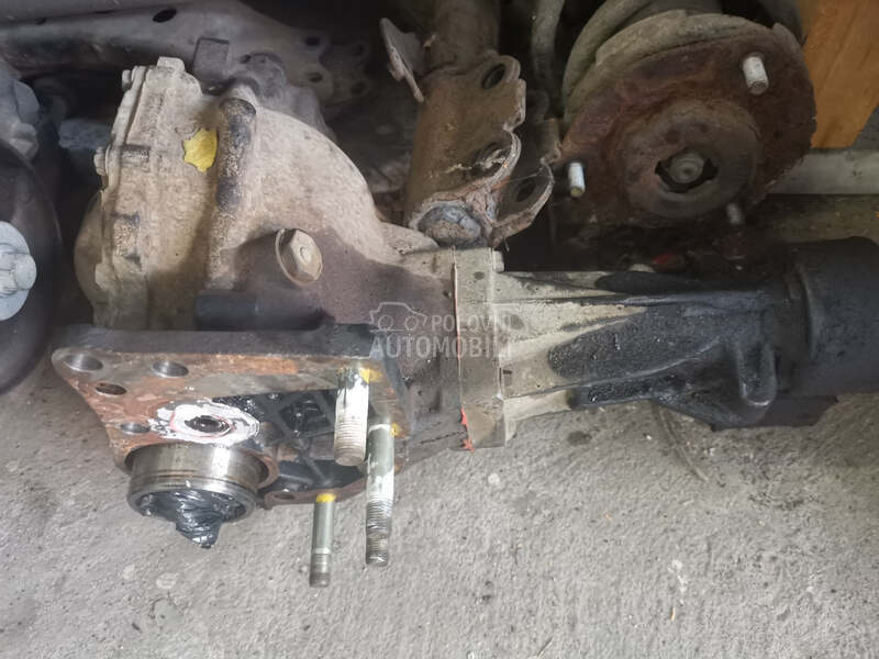 reduktor transfer box 4AWD za Toyota RAV 4 od 2001. do 2005. god.