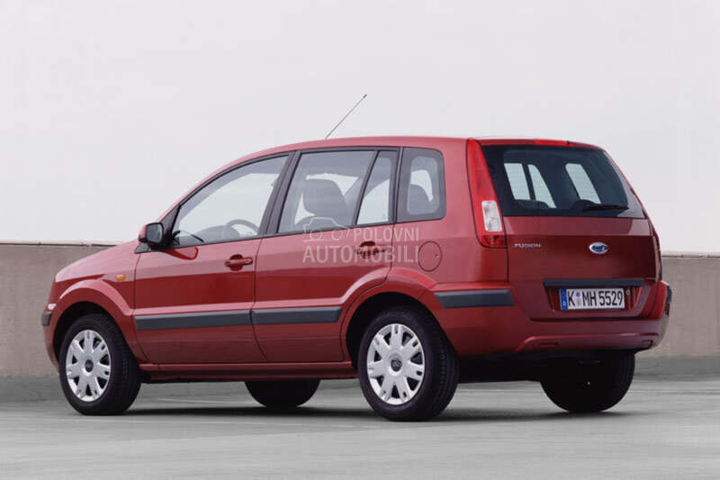 Ford Fusion -  kompletan auto u delovima