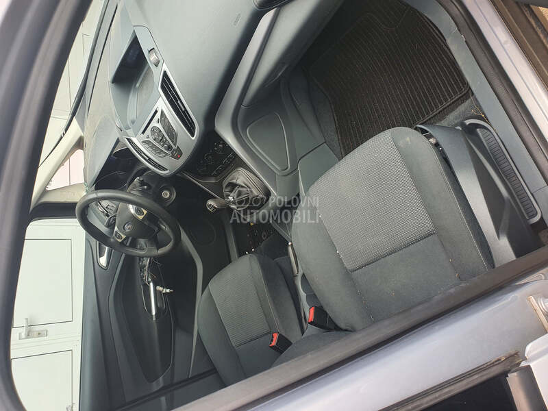 Ford C-Max 2011. god. -  kompletan auto u delovima