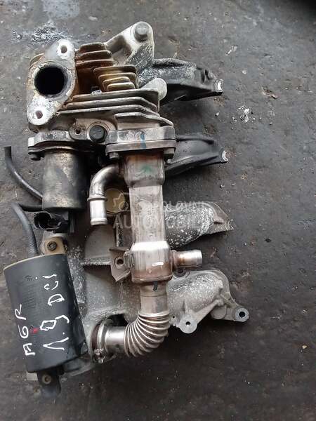 AGR sa hladnjakom za Renault Scenic od 2004. do 2007. god.