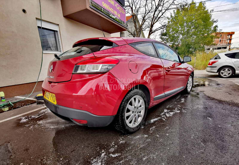 Renault Megane megane 2011. god. -  kompletan auto u delovima