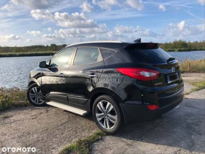 Hyundai ix35 2011. god. -  kompletan auto u delovima