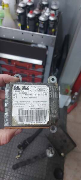 airbag centrala za Peugeot 206