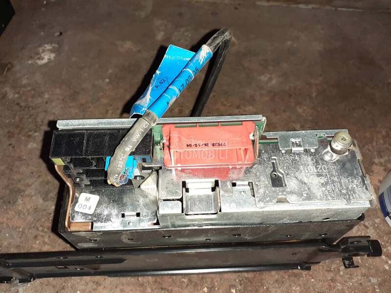 Player CD Šanzer za Renault Espace