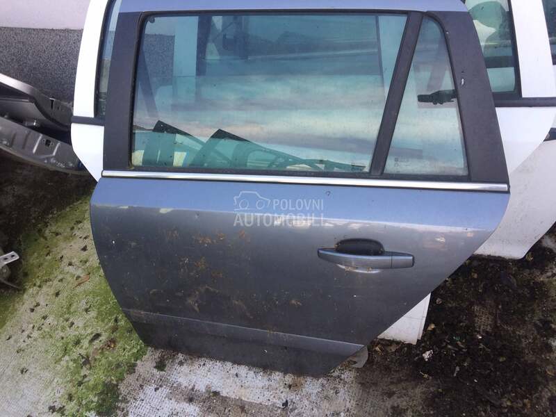 Zadnja vrata karavan za Opel Astra H