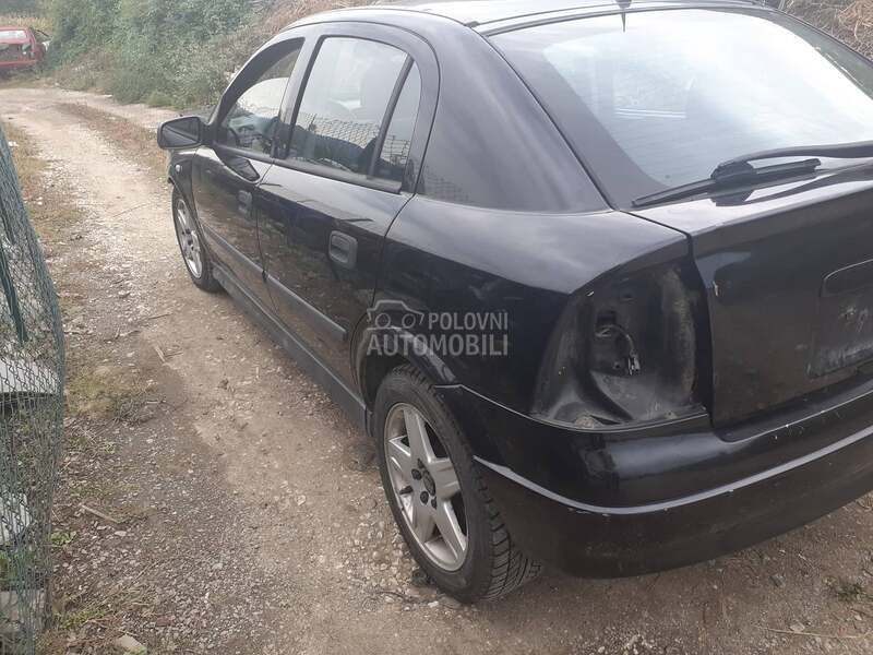 Opel Astra G -  kompletan auto u delovima