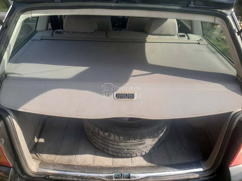 Roletna gepeka za Volkswagen Passat B5.5