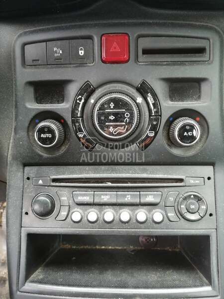 Komande klime za Citroen C3 Picasso od 2008. do 2017. god.