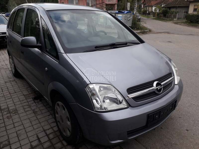 Maska haube za Opel Meriva