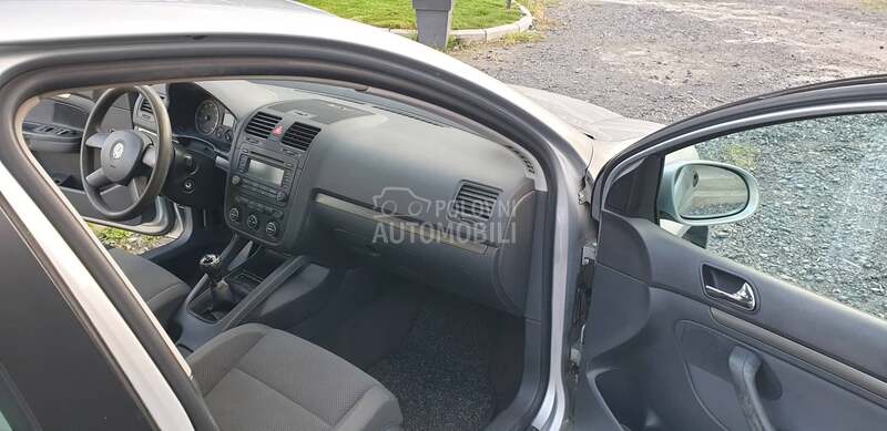 ENTERIJER STOF za Volkswagen Golf 5 od 2003. do 2010. god.