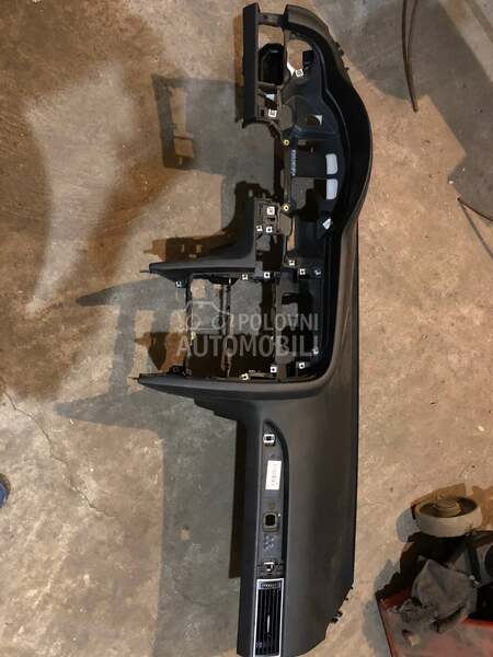 Instrument tabla za Audi A6