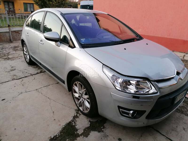 Branik za Citroen C4 od 2004. do 2010. god.