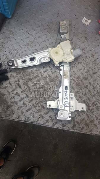 Podizac stakla za Peugeot 3008