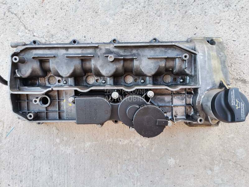 om 646 om611 poklopac motora za Mercedes Benz E Klasa