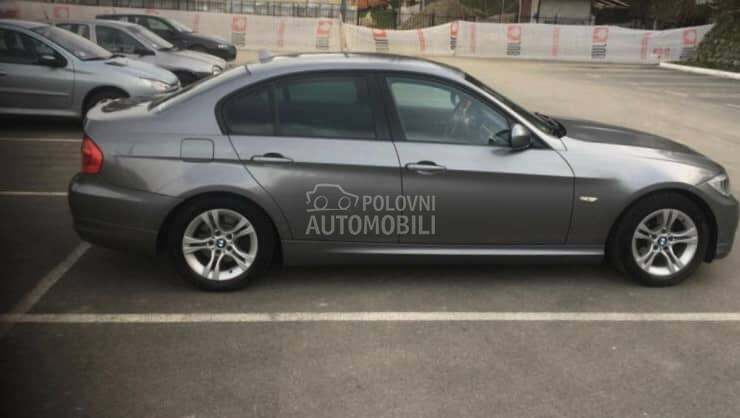 sina branika e90 e91 za BMW Serija 1, 114, 116 ... od 1995. do 2016. god.