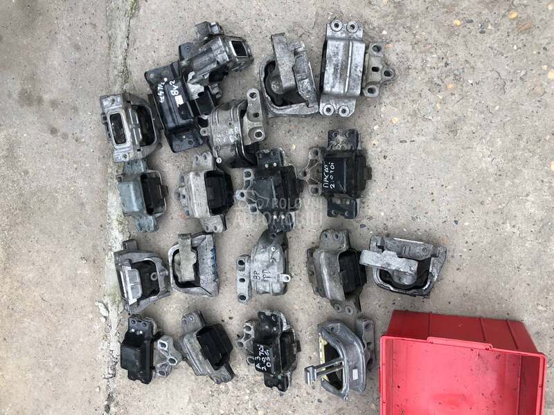 Nosac motora za Volkswagen Golf 5, Golf 6, Passat B6 ...