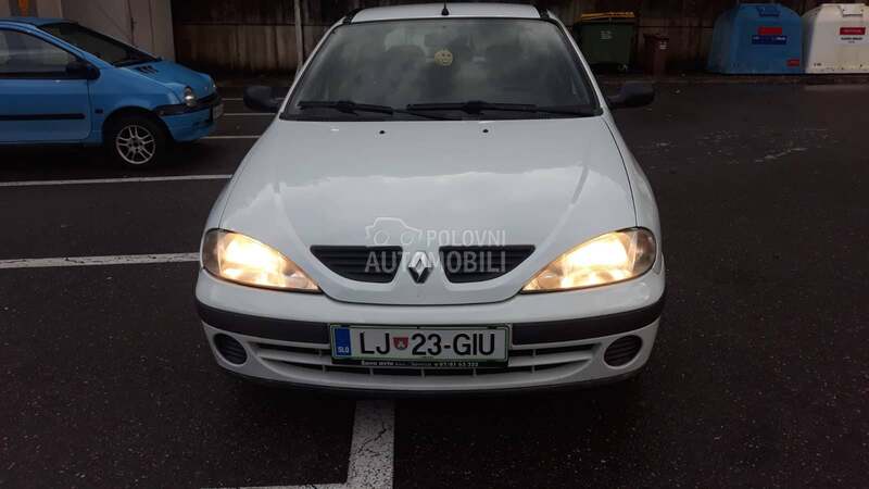 Renault Megane 1.9dci 2003. god. -  kompletan auto u delovima