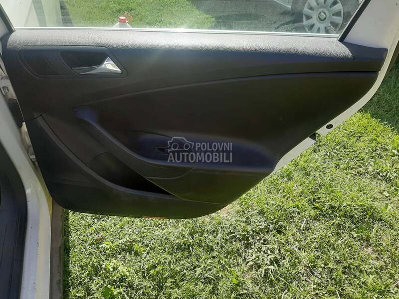 Tapacir vrata zadnji za Volkswagen Passat B6