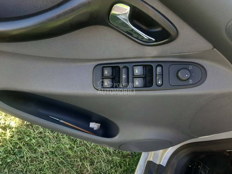Prekidac podizaca prozora za Seat Leon, Toledo od 2000. do 2005. god.