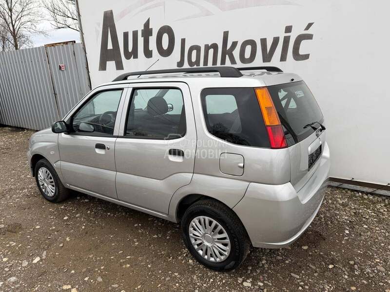 Subaru Justy 2004 photo 5