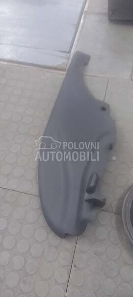 plastike poklopci entrijera sw za Peugeot 308