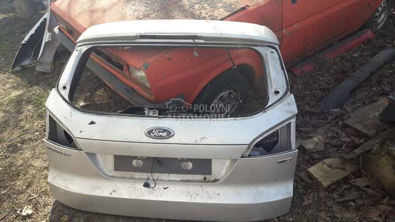 gepek vrata mondeo mk4 karavan za Ford Mondeo od 2007. do 2010. god.