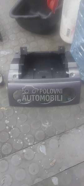 maska unutrasnja za Peugeot 308