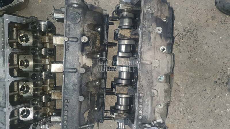 Glava motora za Volkswagen Golf 5 od 2003. do 2008. god.
