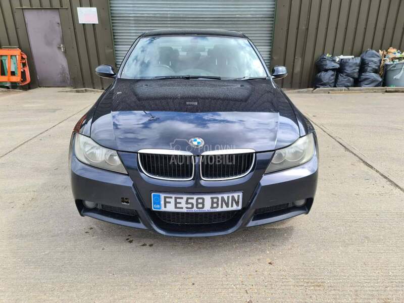 BMW 320 -  kompletan auto u delovima