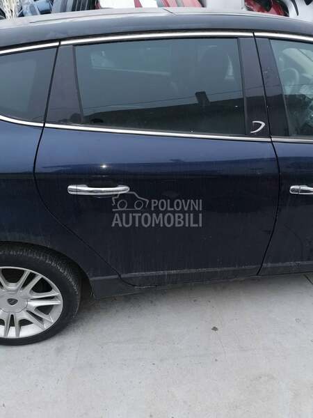 Zadnja desna spoljna kvaka za Lancia Delta od 2008. do 2013. god.