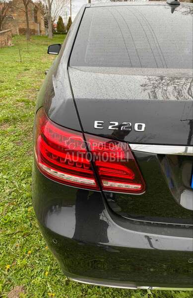 Mercedes Benz E 220 CD 2014. god. -  kompletan auto u delovima