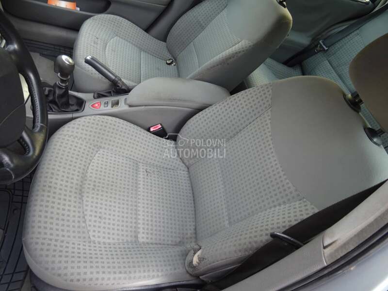 Sedišta komplet za Renault Laguna