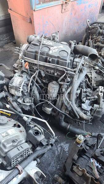 Motor delovi motora za Volkswagen Touran od 2003. do 2010. god.
