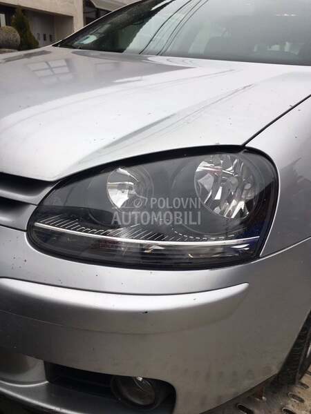 crni gt farovi za Volkswagen Golf 5