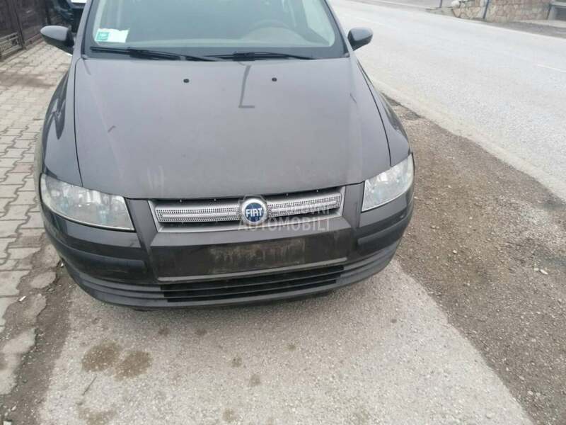 Fiat Stilo 1.9mjt 2006. god. -  kompletan auto u delovima
