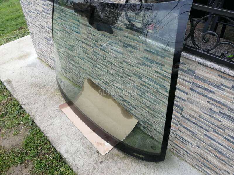 Auto staklo šoferšajbna za Opel Corsa D od 2006. do 2014. god.