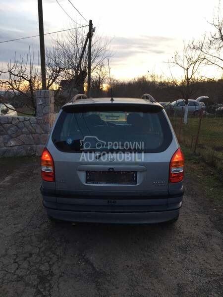 Gepek vrata sa spojlerom za Opel Zafira